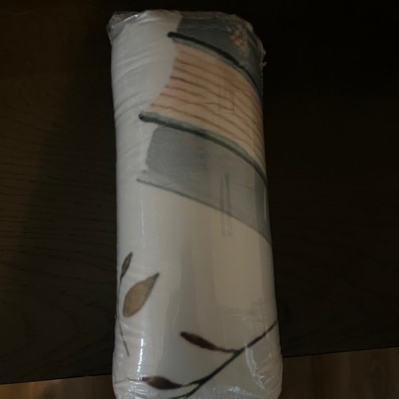 Book Lovers Blanket - Picture 6 of 6